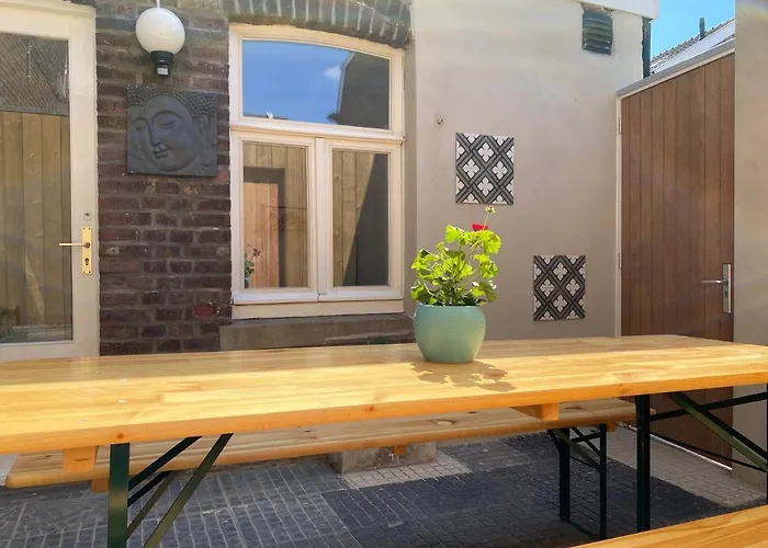 Authentic Stays - 6P-Apartment